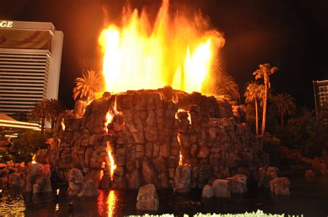 Mirage Volcano Show Las Vegas | Trip Tips Las Vegas