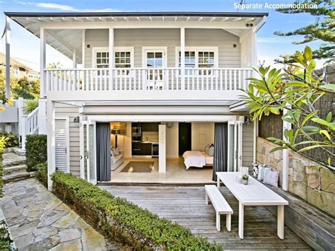 Stunning Hamptons Style Beach House in Collaroy Hamptons Beach House, Beach Cottage Style, Beach ...