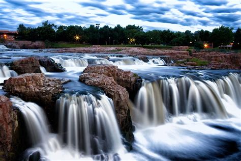 Falls Park, Sioux Falls, South Dakota, USA