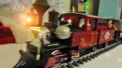 LGB Christmas Train Setup 🚂 (12.16.10 Vlog 34) - YouTube