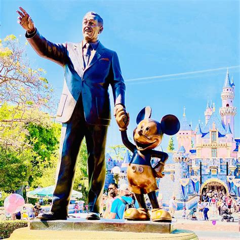 Walt Disney and Mickey Mouse Statue in Anaheim, CA (4 Photos)