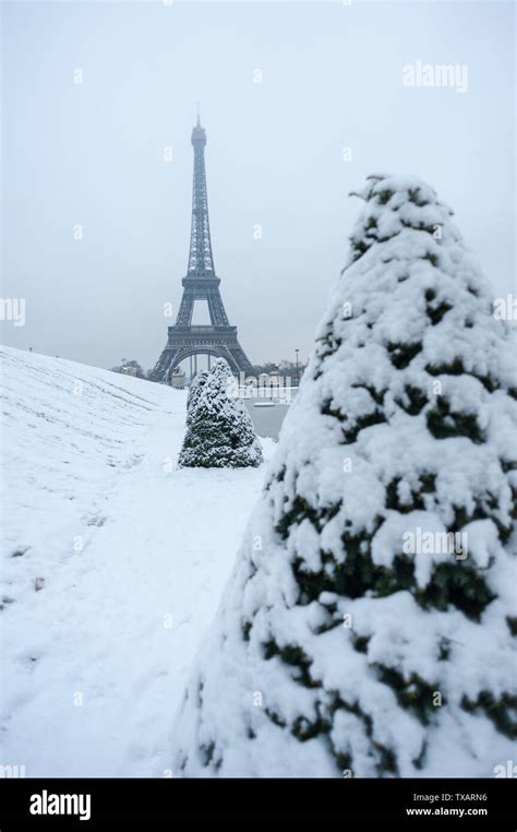 The Eiffel Tower in the snow in Paris, France Stock Photo - Alamy