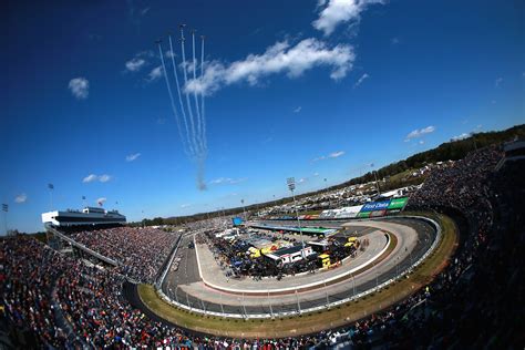 NASCAR Ticket Packages | 2024 NASCAR Schedule | Race Tickets & Travel