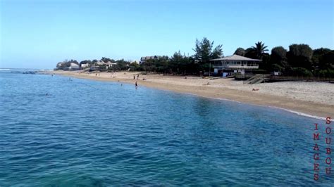 Plage de Saint Pierre Réunion - YouTube