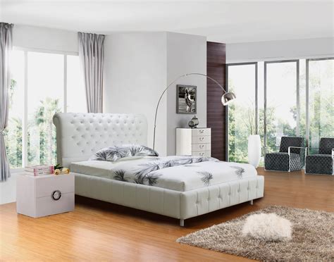 Avalon PU leather bed King Size - White