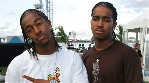 Twitter Reacts To Omarion's Brother, O'Ryan, Doing Jumping Jacks Nude! | 106.1 KMEL | Shay Diddy