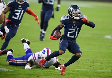 Malcolm Butler's Two Picks Makes Things Easy on Titans' Offense ...