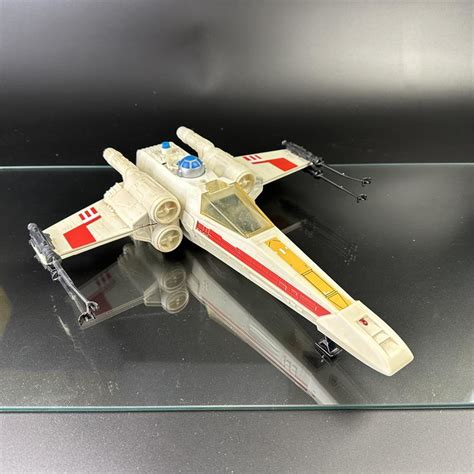 Kenner 1978 Star Wars X-Wing Fighter (1q4)