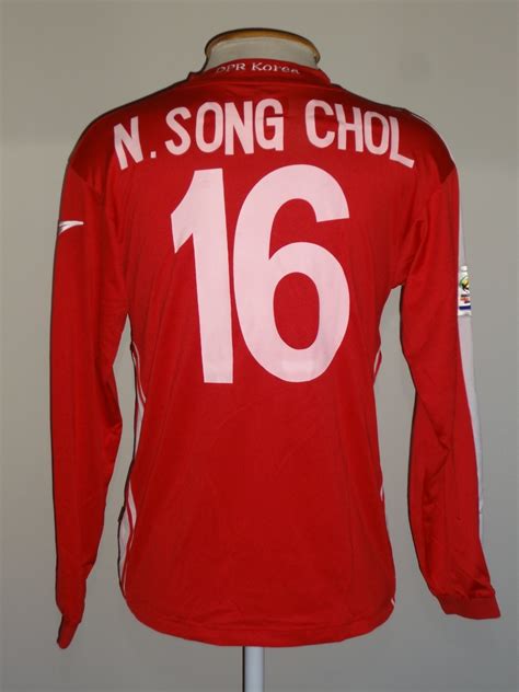 North Korea Home football shirt 2010.