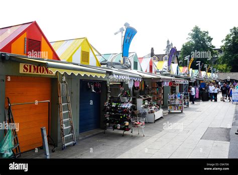 Norwich market stalls hi-res stock photography and images - Alamy