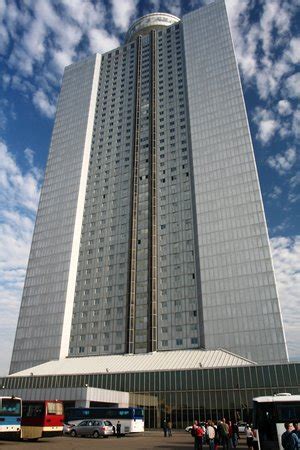 Yanggakdo International Hotel|Pyongyang|170m|47fl - SkyscraperCity