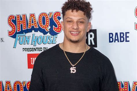 Mahomes' Sneaker Empire: How the NFL Star's Shoe Line is Taking Over the Fashion Industry