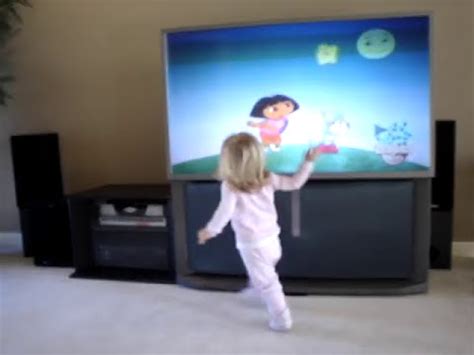 Macie E dances to Dora's We Did It - YouTube