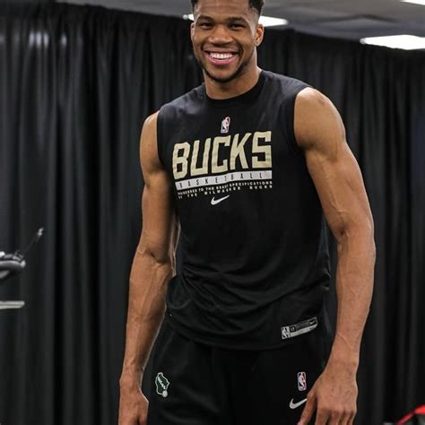 Giannis Antetokounmpo (Basketball Player) Wiki, Bio, Age, Height, Weight, Dating, Net Worth ...