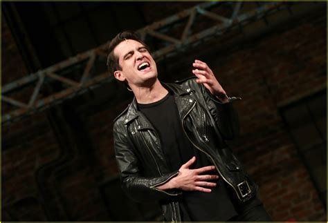 Watch Brendon Urie Rehearse for Broadway Debut in 'Kinky Boots' (Video): Photo 3906099 ...