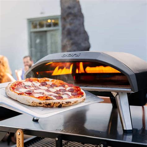 Ooni KODA 16 - Portable Pizza Oven (GAS) – Luxe Barbeque Company