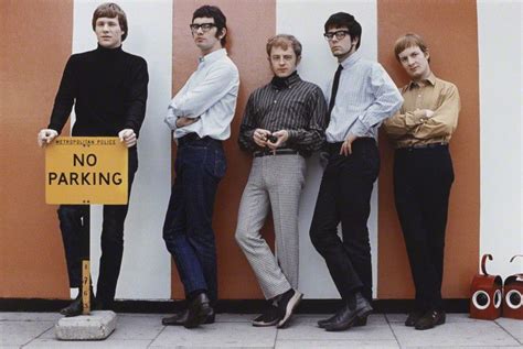 Manfred Mann (Left to right (Paul Jones, Tom McGuinness, Mike Hugg, Manfred Mann and Mike ...