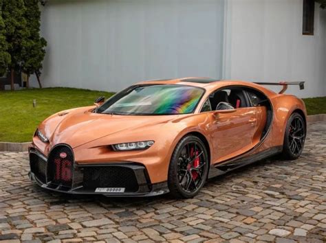 Bugatti Chiron Pur Sport | Sports cars luxury, Dream cars, Super luxury cars