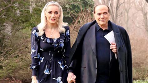 Silvio Berlusconi, voce bomba su Marta Fascina: "Lei è incinta"