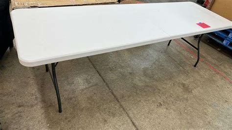 8FT FOLD IN HALF FOLDING TABLE - WHITE - Earl's Auction Company