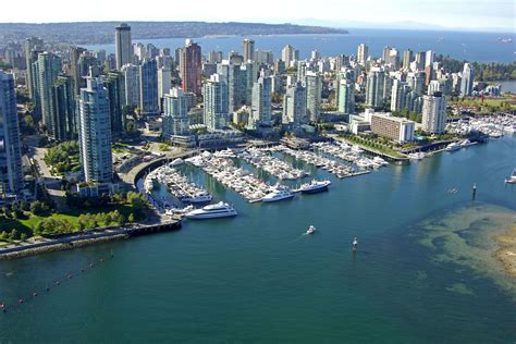 Coal Harbour Marina in Vancouver, BC, Canada - Marina Reviews - Phone Number - Marinas.com