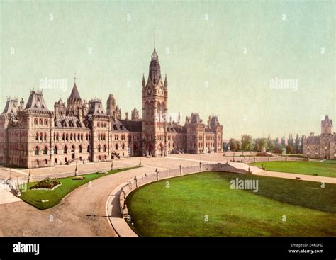 Parliament buildings, Ottawa, circa 1902 Stock Photo - Alamy