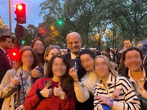 Jean-Michel Blanquer pose avec un collectif d'extrême droite : il dénonce une manipulation