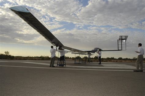 Den of Zeus: QinetiQ’s Zephyr solar powered unmanned aircraft soars to ...