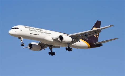 BOEING 757-200PF cargo aircraft rental | AEROAFFAIRES
