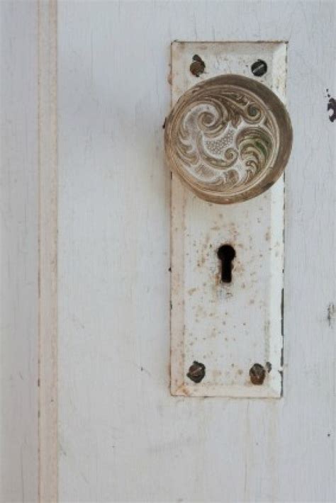 Crafts Using Old Door Knobs | ThriftyFun