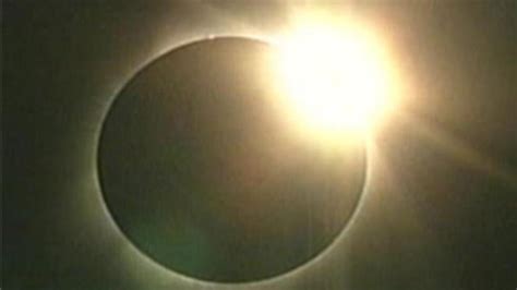 Western China awaits total solar eclipse