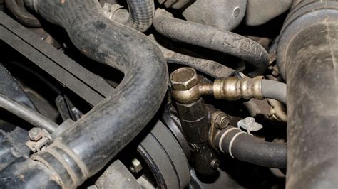 Power steering fluid leak — causes and fixes | REREV