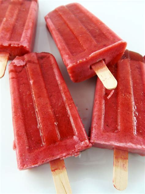 Homemade Strawberry Popsicle Recipe