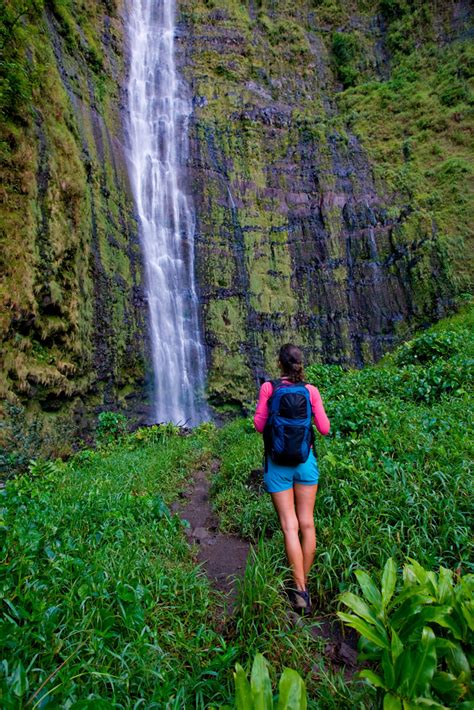 Maui Waterfalls You MUST Visit That Will Blow You Away!