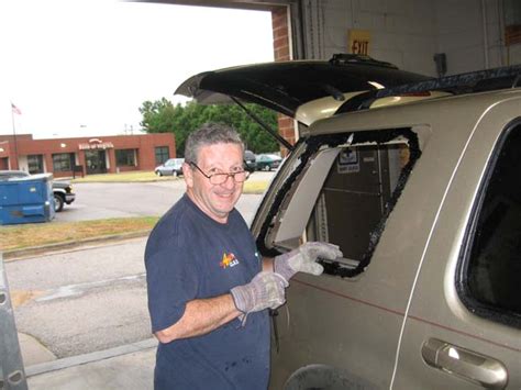 Auto Glass and Windshield Repairs in Richmond, Virginia - Ace Glass