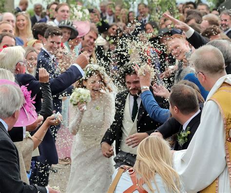 Kit Harington & Rose Leslie Just Had The Only Happy "GoT" Wedding ...