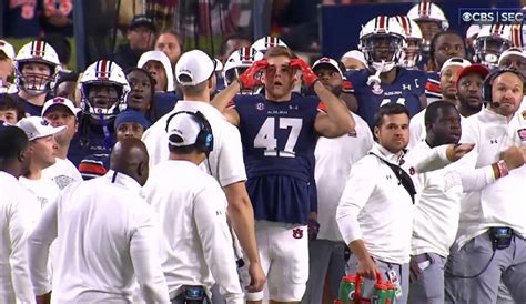 The Auburn sideline reaction to Alabama’s mind-boggling Hail Mary TD is ...