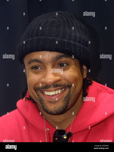 Miami, FL 12-17-2001 Shaggy backstage at the Y100 Jingle Ball at the American Airlines Arena ...