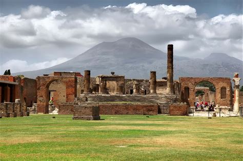 Pompeii & Sorrento VIP Day Trip Tour from Rome - City Wonders