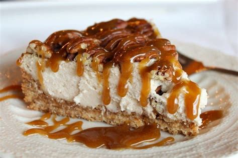 Pecan Pie Cheesecake - Lauren's Latest