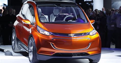 GM: Next-gen electric cars will cost less, go farther - CBS News