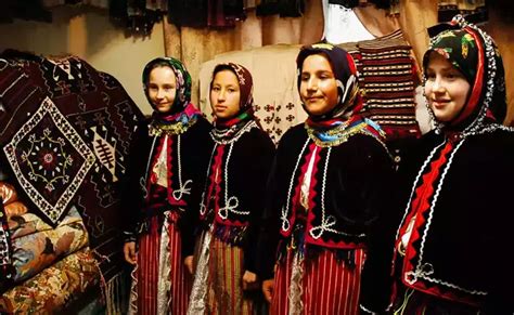 Traditional Turkish Dresses - Trip Turkey