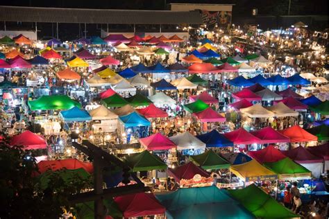 Explore Bangkok’s Bustling Sukhumvit Night Market - ThaiMax Property