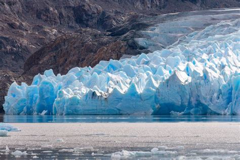 Iceberg of the Grey Glacier Stock Image - Image of grey, glacier: 117518243