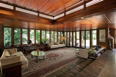 A Frank Lloyd Wright Usonian home is headed to auction – with no reserve - The Spaces