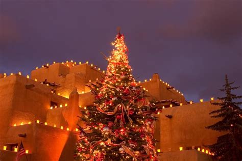 Christmas in Santa Fe, New Mexico | Mexico christmas, New mexico santa ...