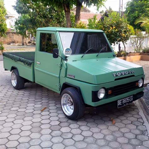 Toyota kijang pick up 1981