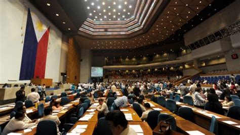 Philippines House passes reproductive health bill | CNN