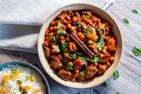 Slow Cooker Lamb Tagine - Slow Cooker Club