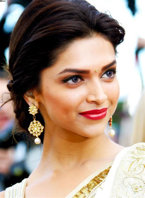 Deepika Padukone - Showbiz Profiles